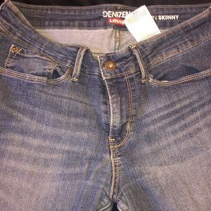 Levi Modern Skinny Jean